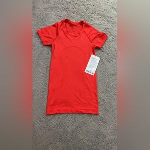 Lululemon size 0 red swiftly tech
